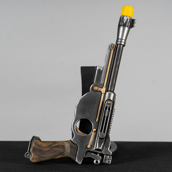 Mando Blaster / BlasTech IB-94 blaster pistol
