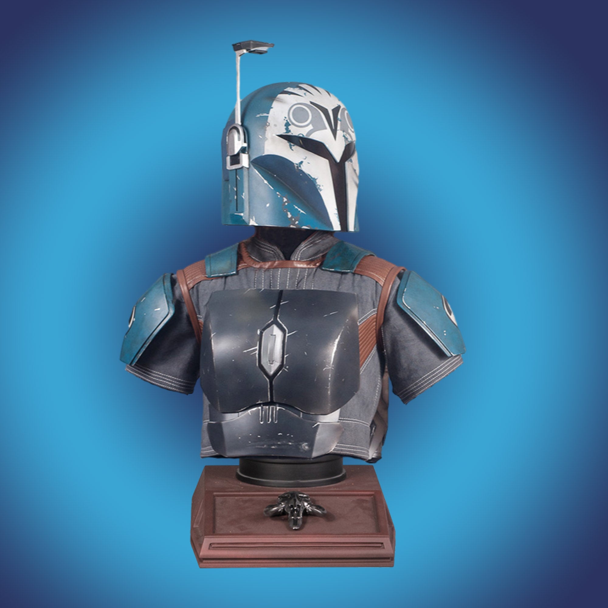 Bo-Katan Life-Size Bust / 1:1 Collectible Armor and Jetpack