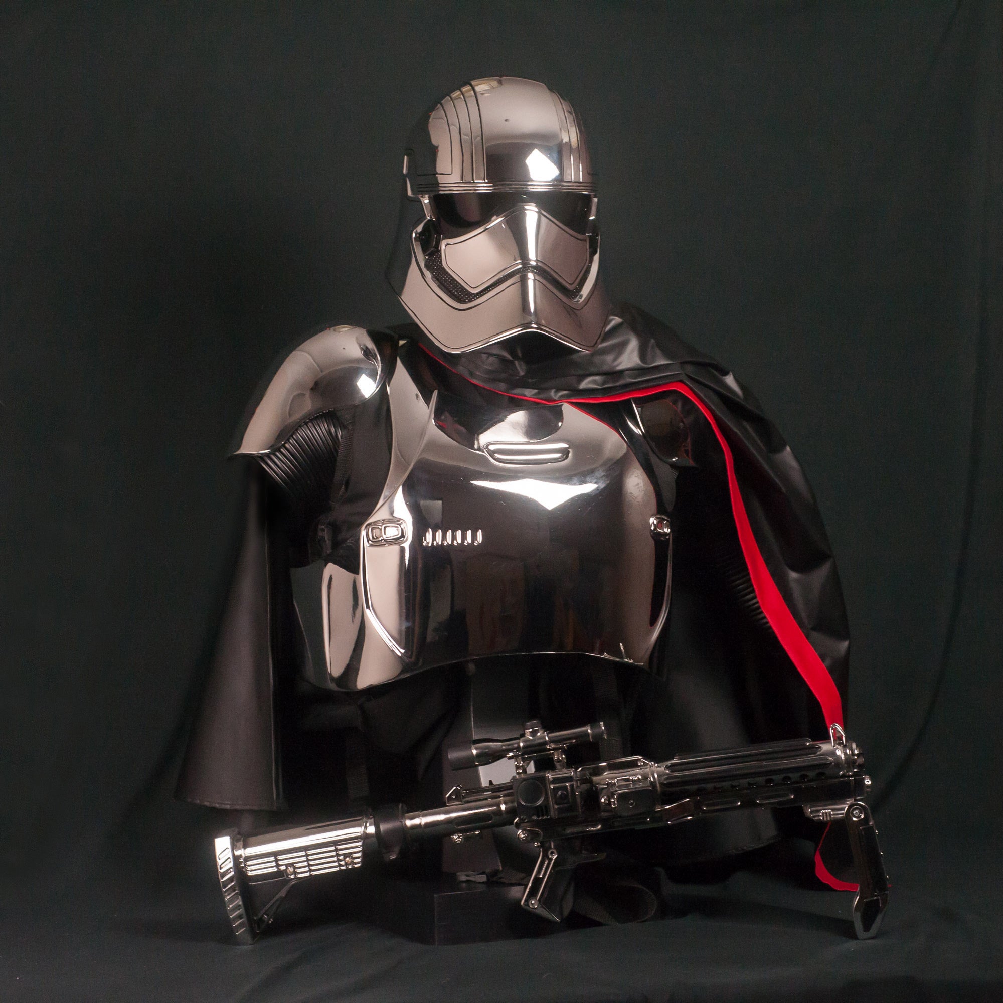 Captain Phasma Life-Size Bust - 1:1 Collectible