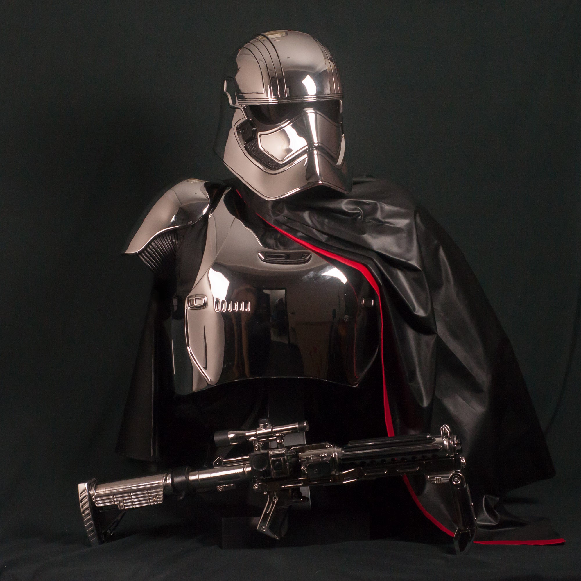 Captain Phasma Life-Size Bust - 1:1 Collectible