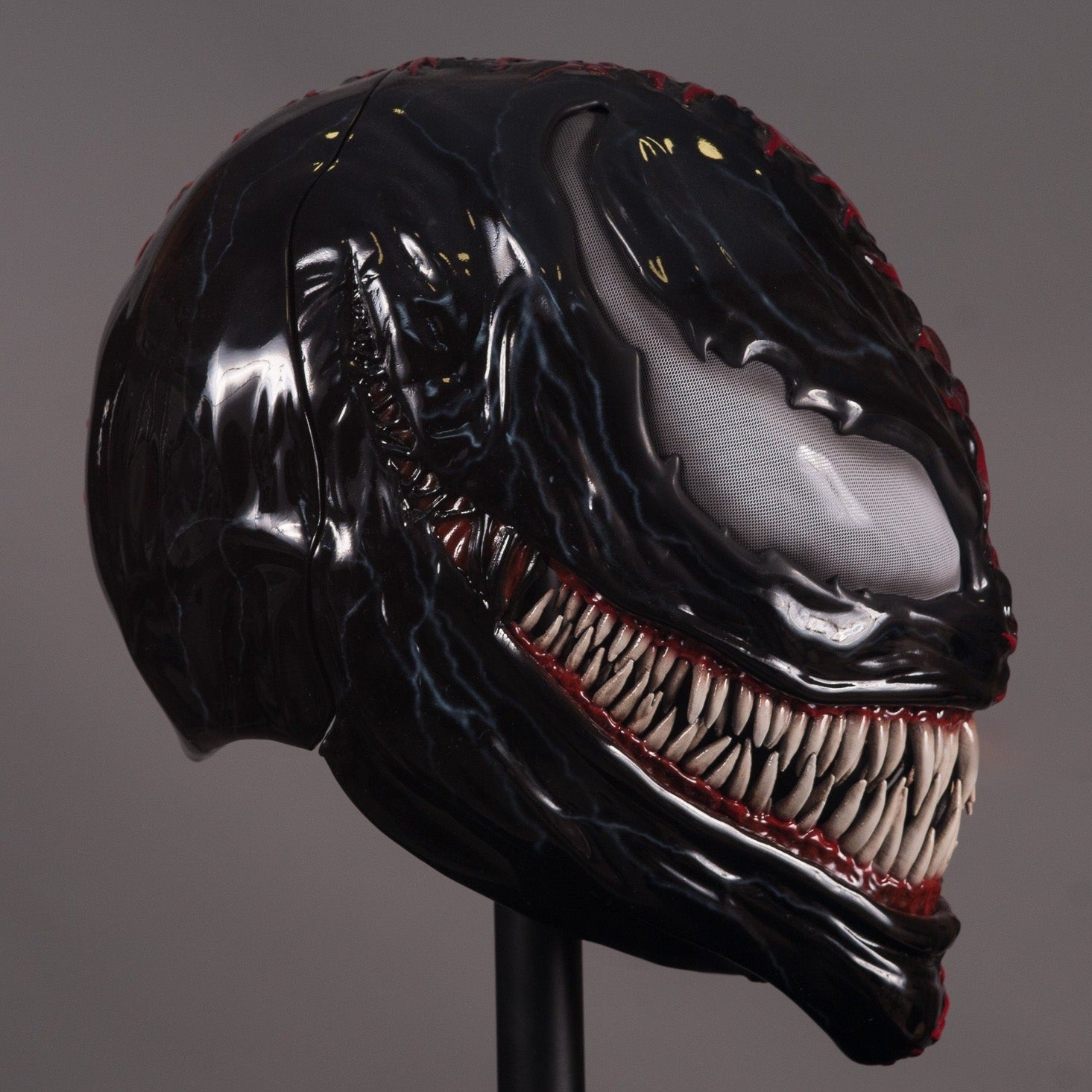 Carnage Helmet-Mask / Symbiote Cosplay