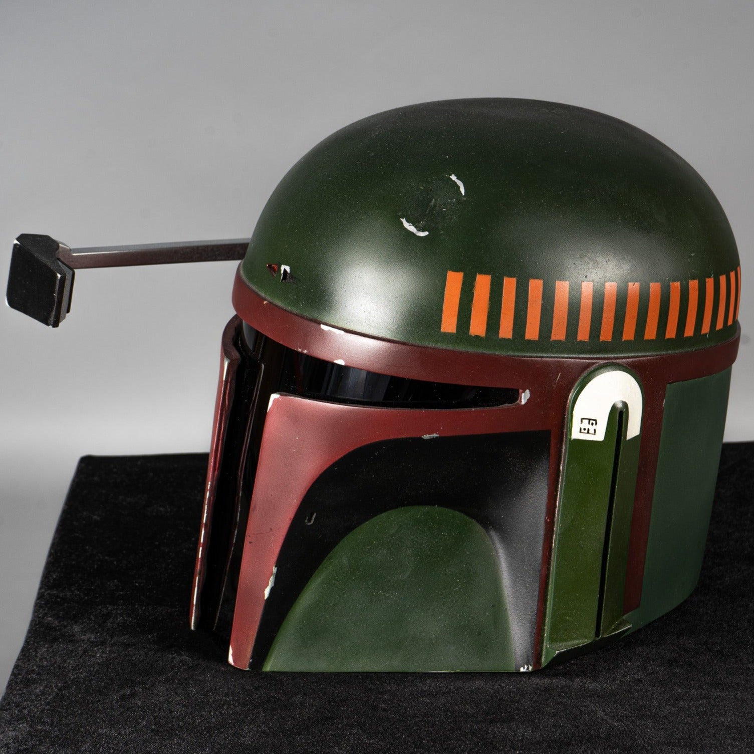 MandoBoba Helmet / Custom Painted Bounty Hunter Helmet