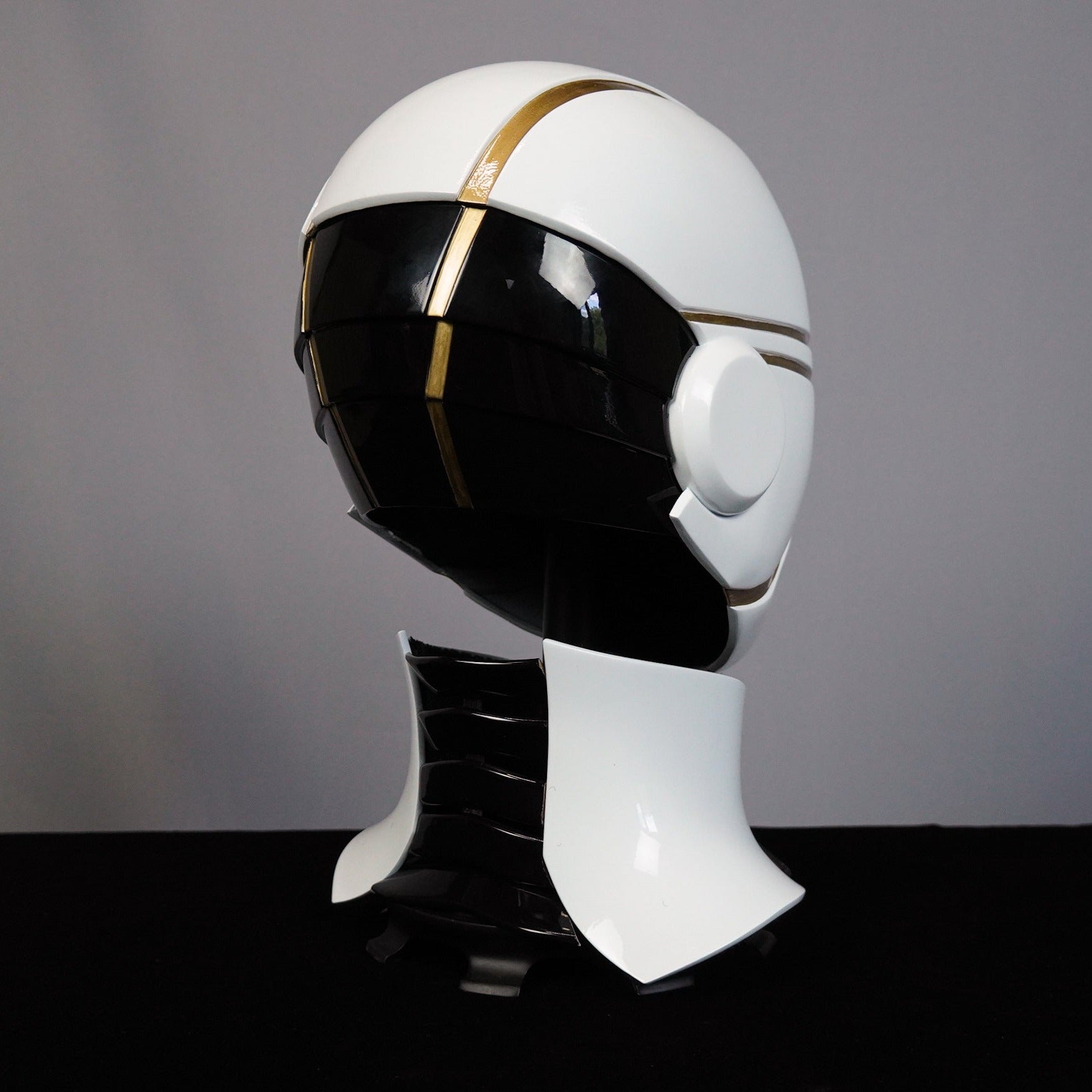 Jedi Helmet White&Gold with Neck