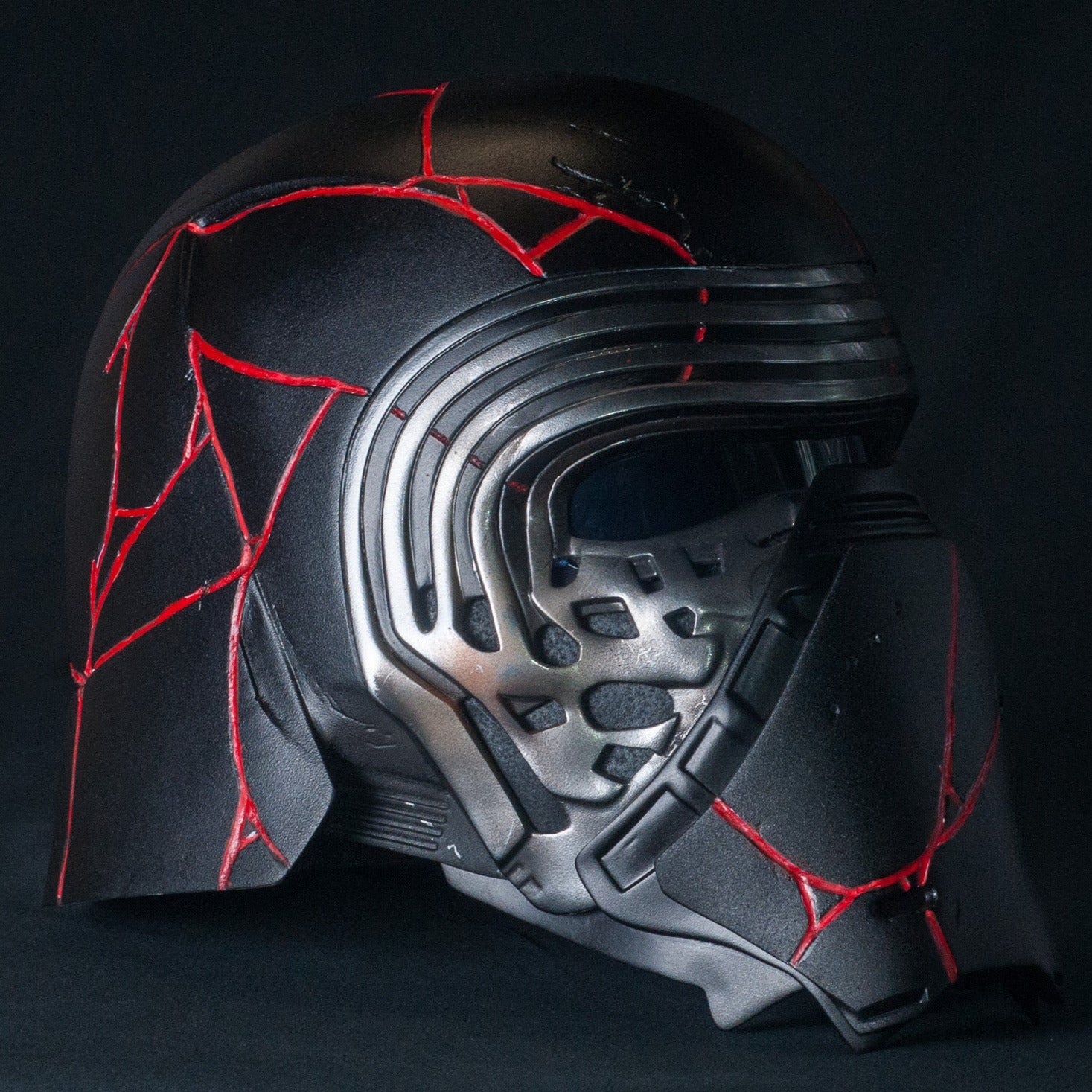 Kylo Ren Helmet Red Strips / The Rise of Skywalker / Sith Lord Cosplay