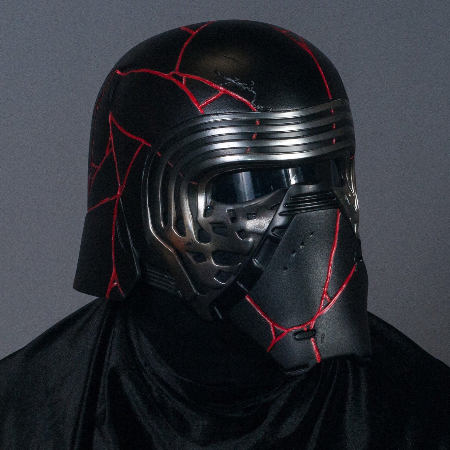 Kylo Ren Helmet Red Strips / The Rise of Skywalker / Sith Lord Cosplay