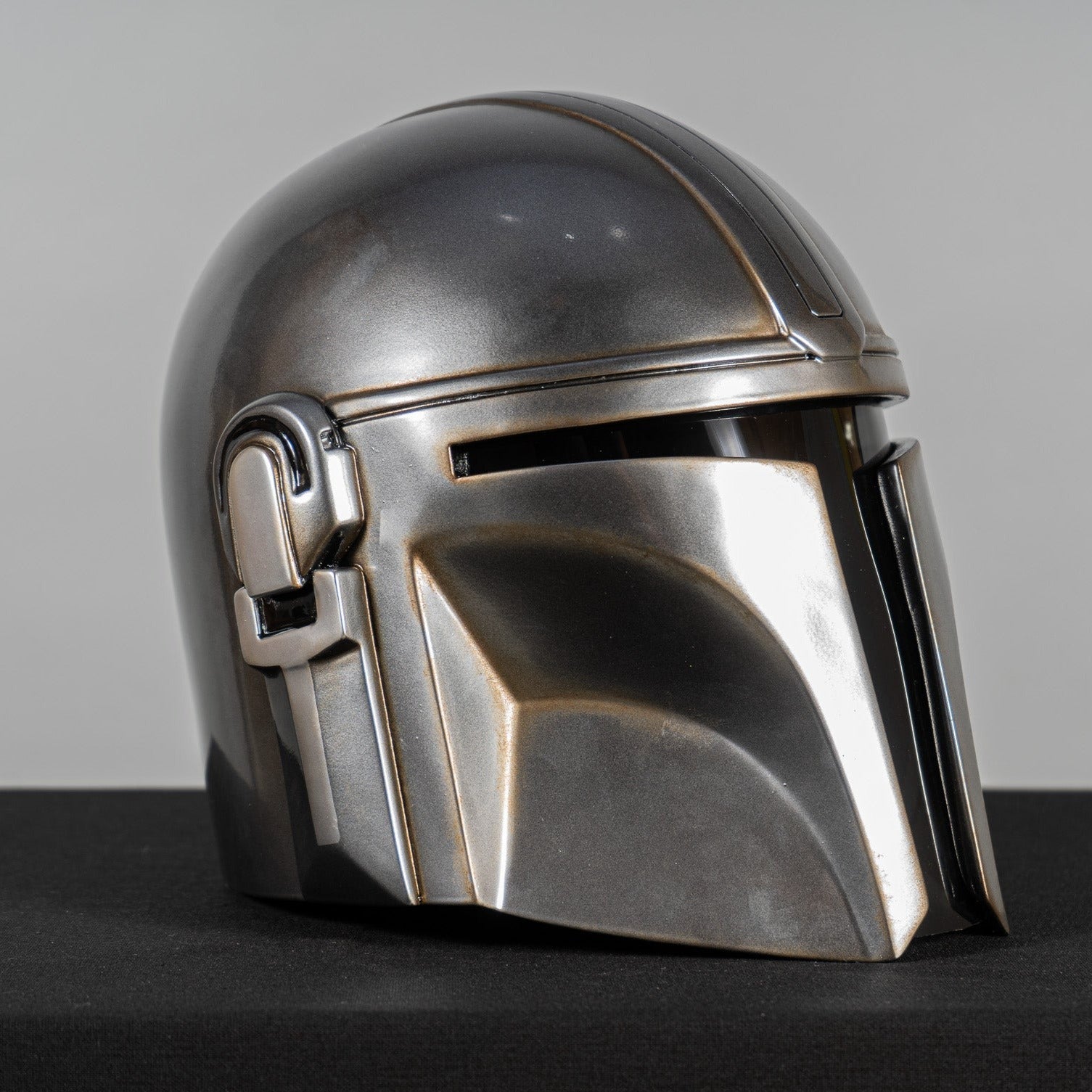 Mando Helmet Weathered / Beskar Helmet Replica / Mandaloriann armor