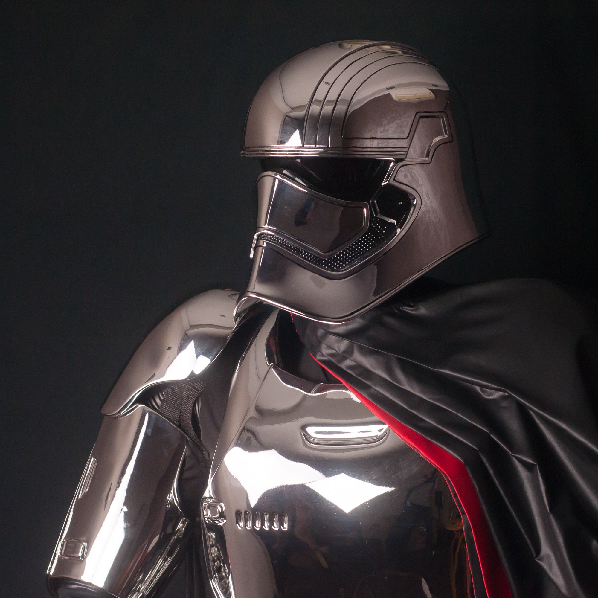 Captain Phasma Life-Size Bust - 1:1 Collectible