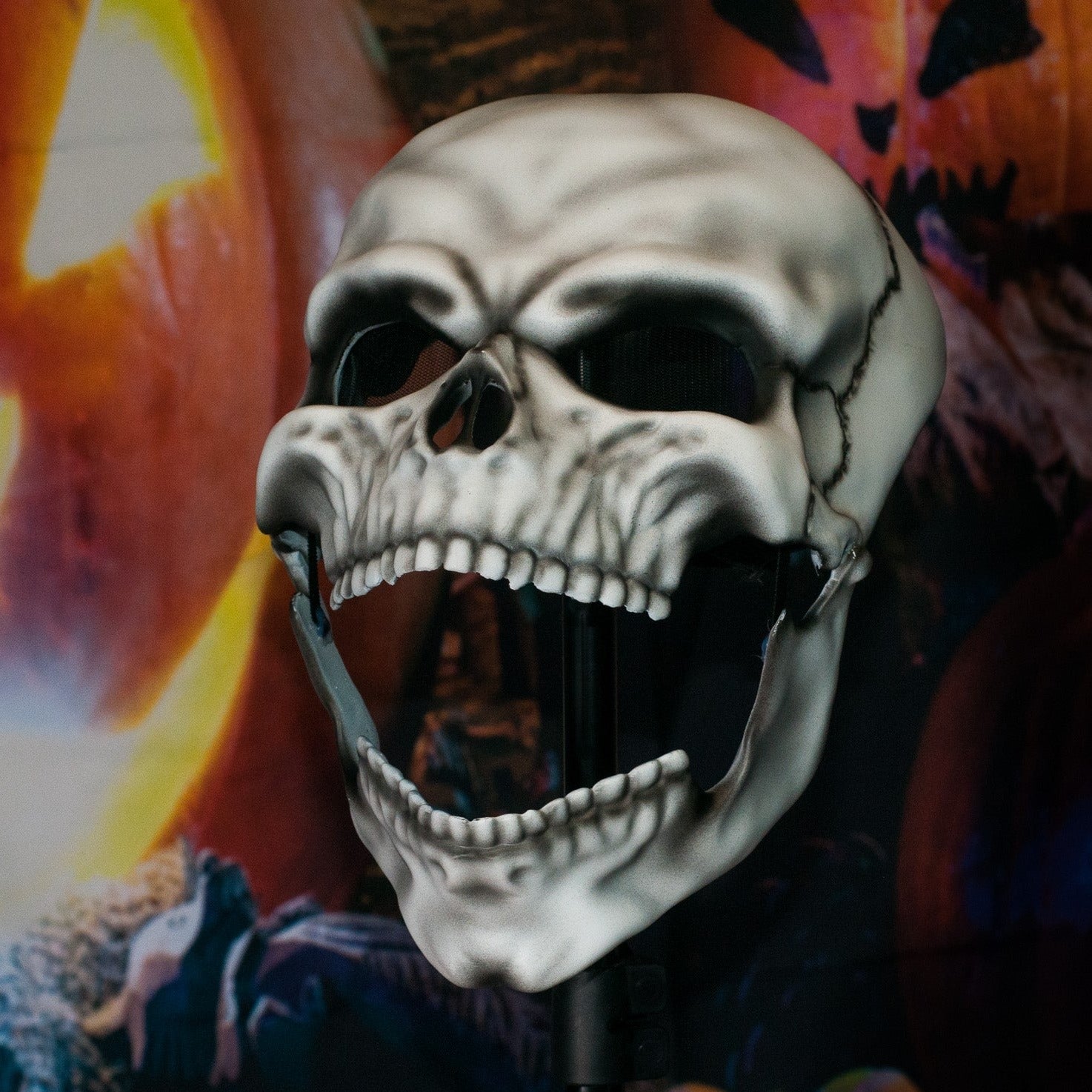 Skull Mask with Moving Jaw