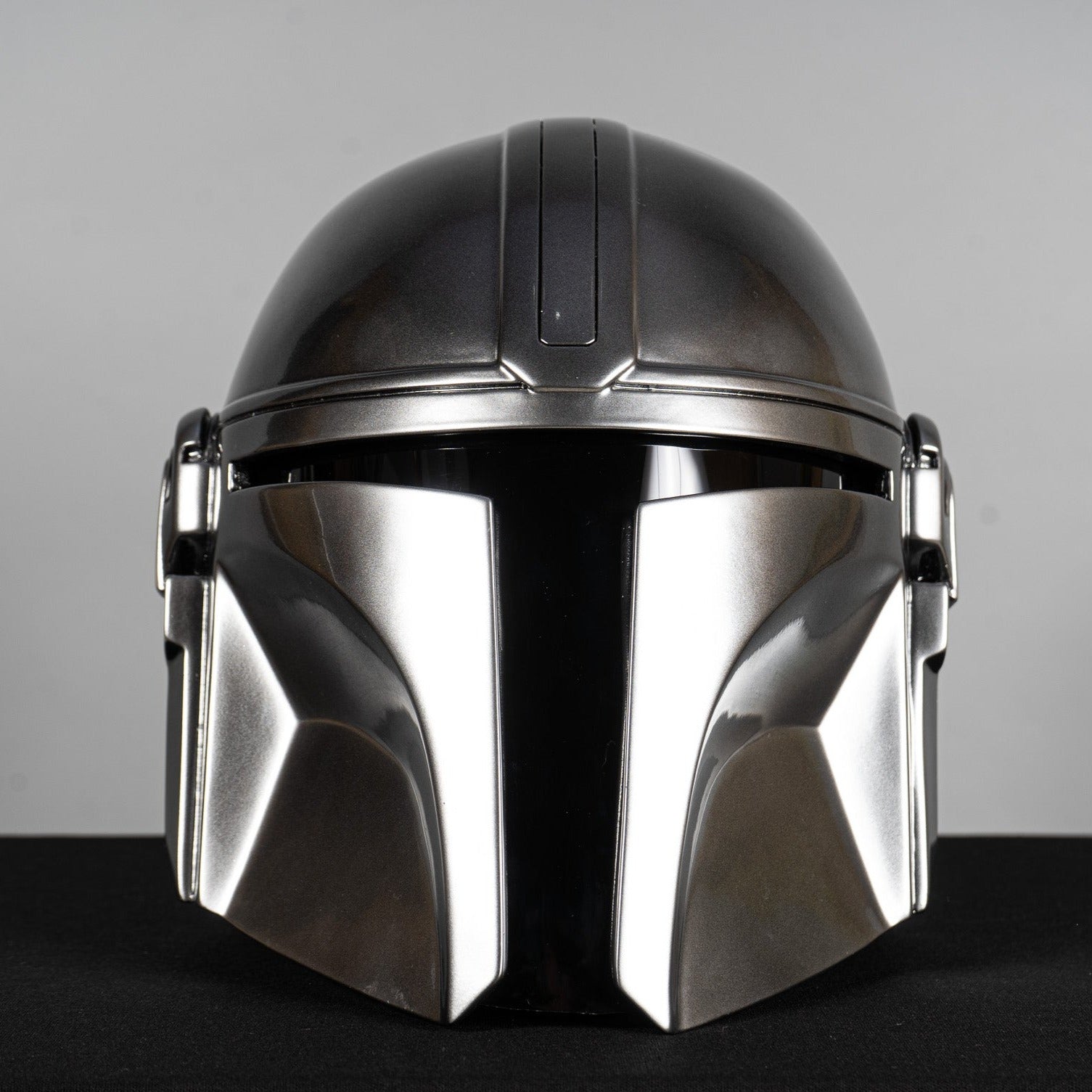 Mando Helmet Weathered / Beskar Helmet Replica / Mandaloriann armor