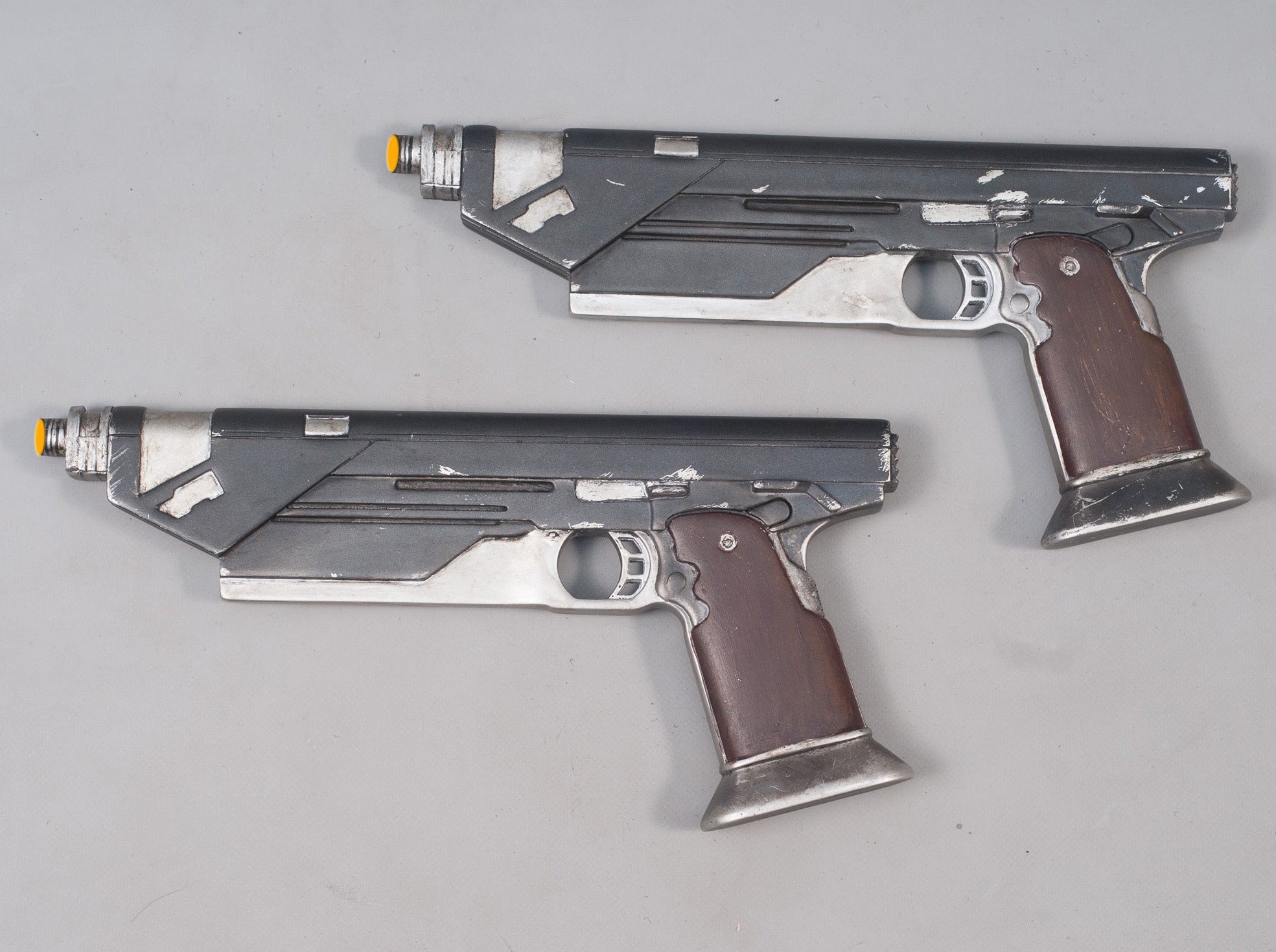 Bo-Katan Pistol / Westar 35s / Cosplay weapon