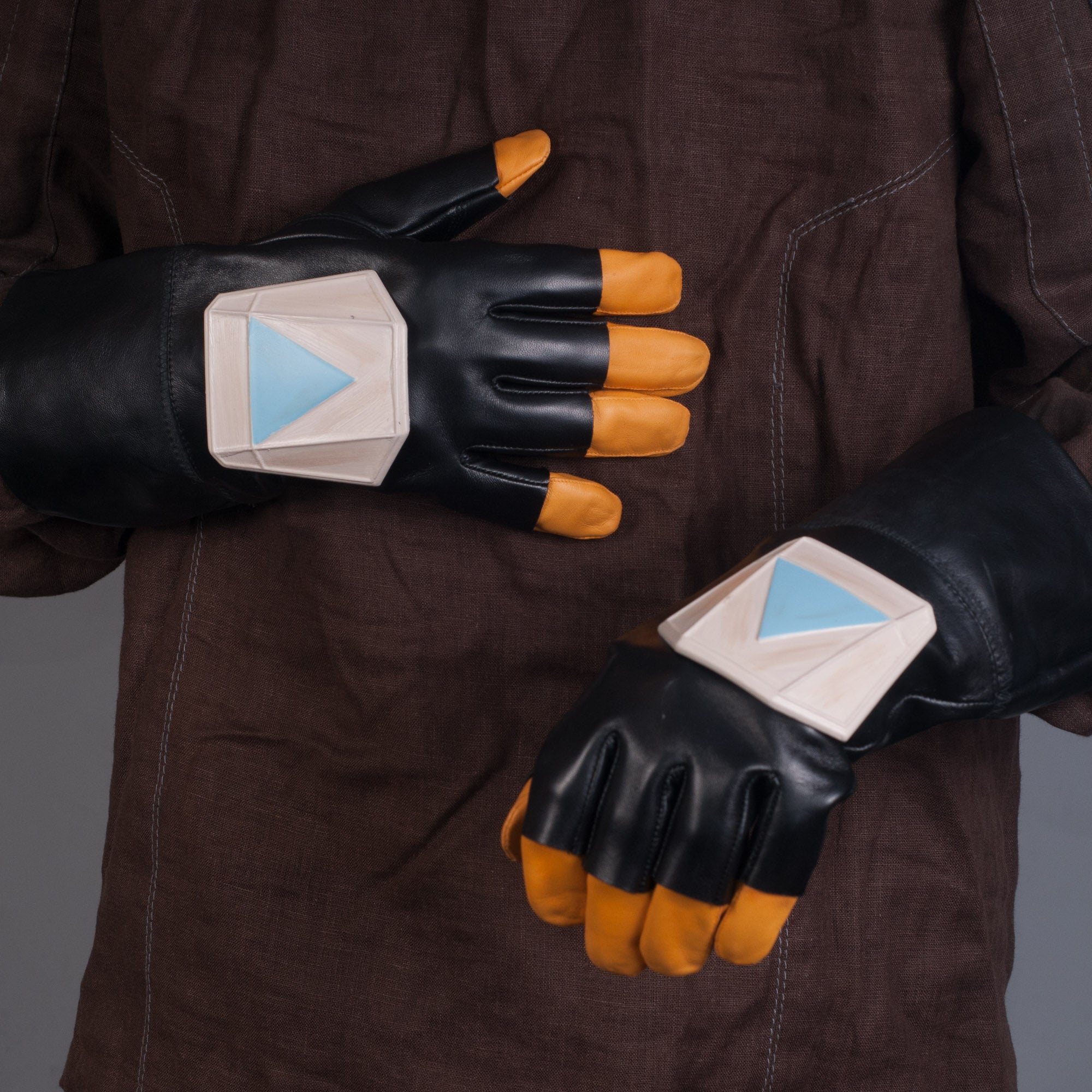 Mandalorian Leather Gloves