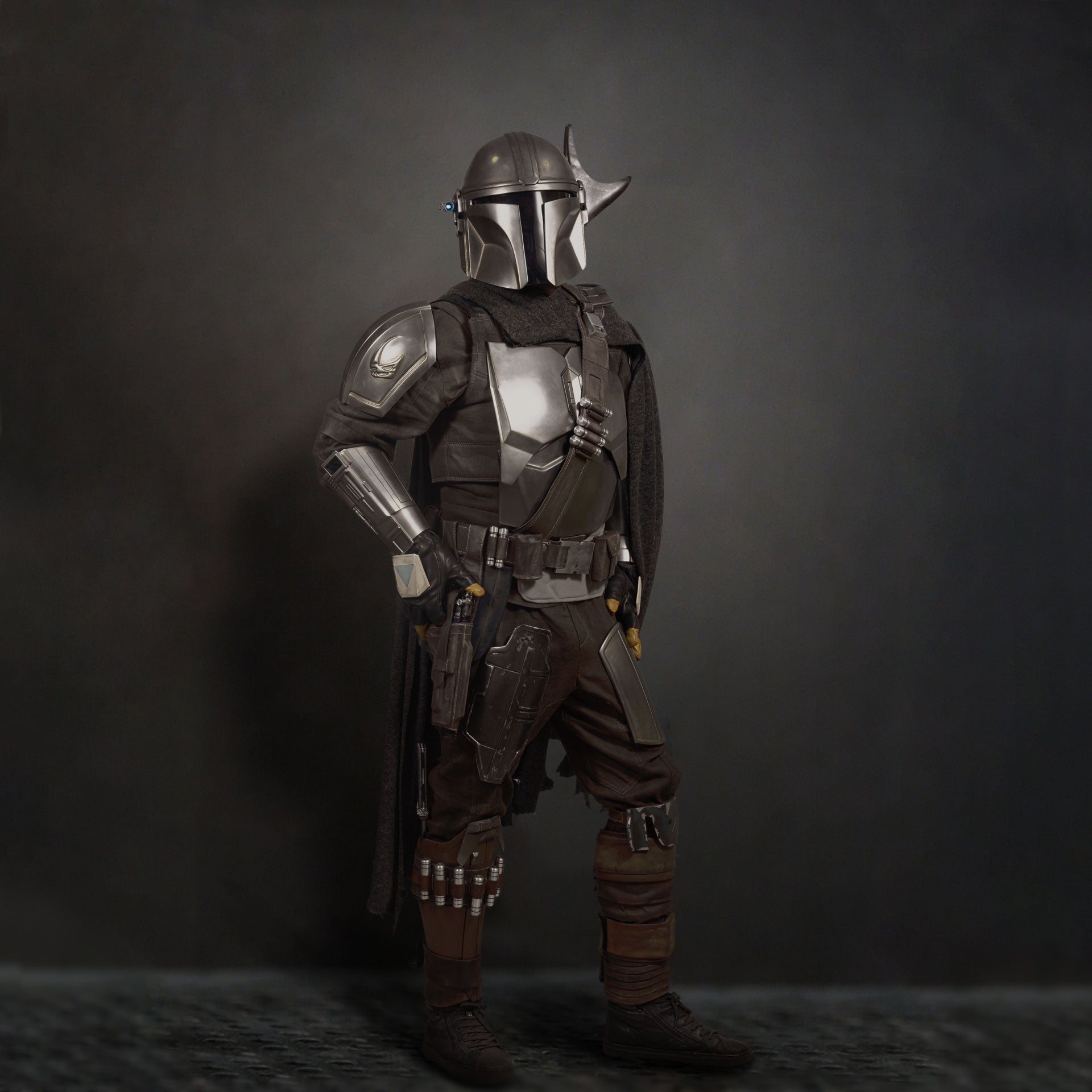 Mandalorian Armor Cosplay Costume / Full Beskar Armor