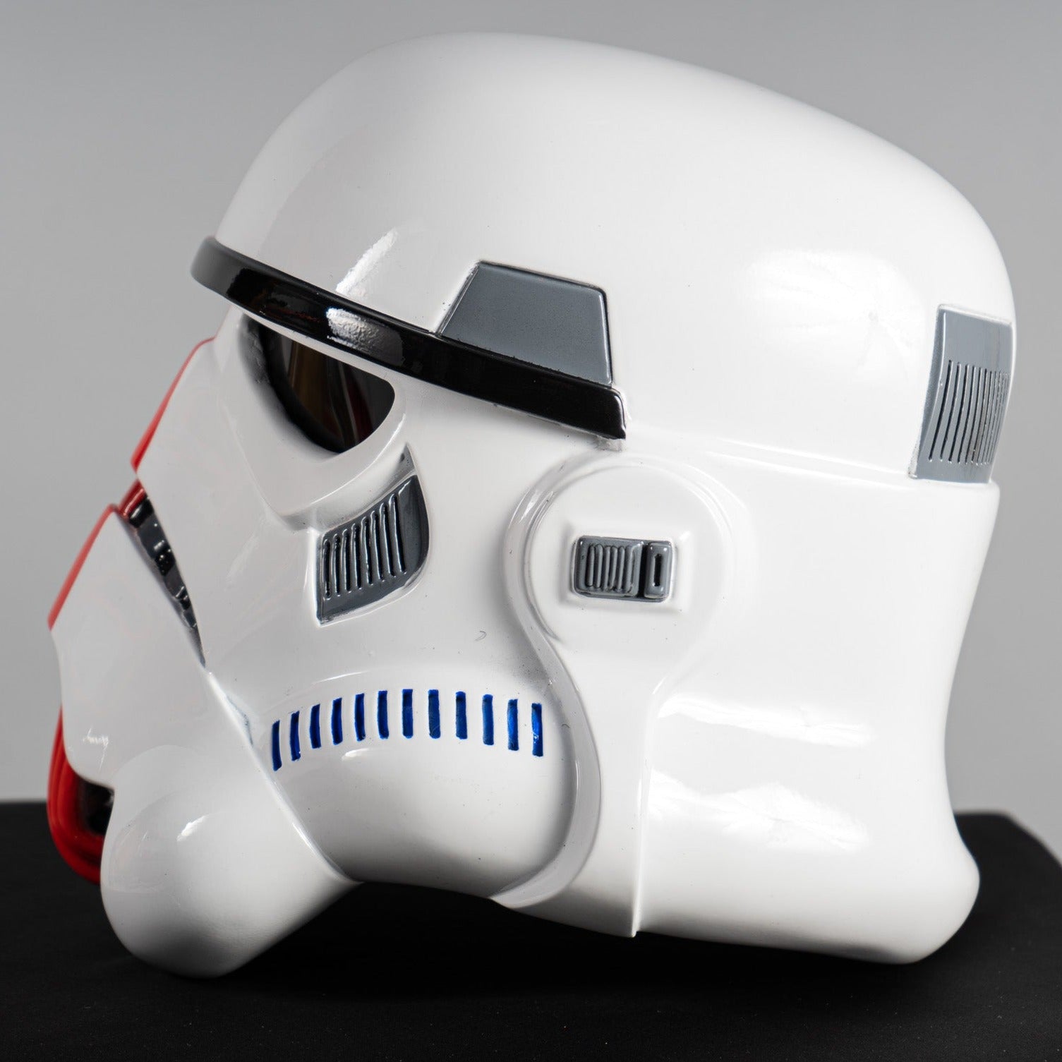 Stormtrooper Helmet White&Red / First Order Officer cosplay helmet