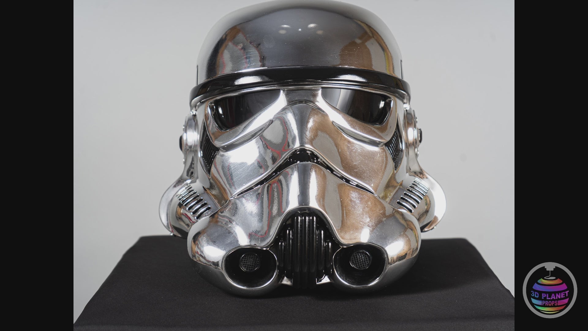 Stormtrooper Helmet Chrome Silver, stormtrooper armor, chrome helmet, wearable cosplay, stormtrooper helmet, cosplay helmet