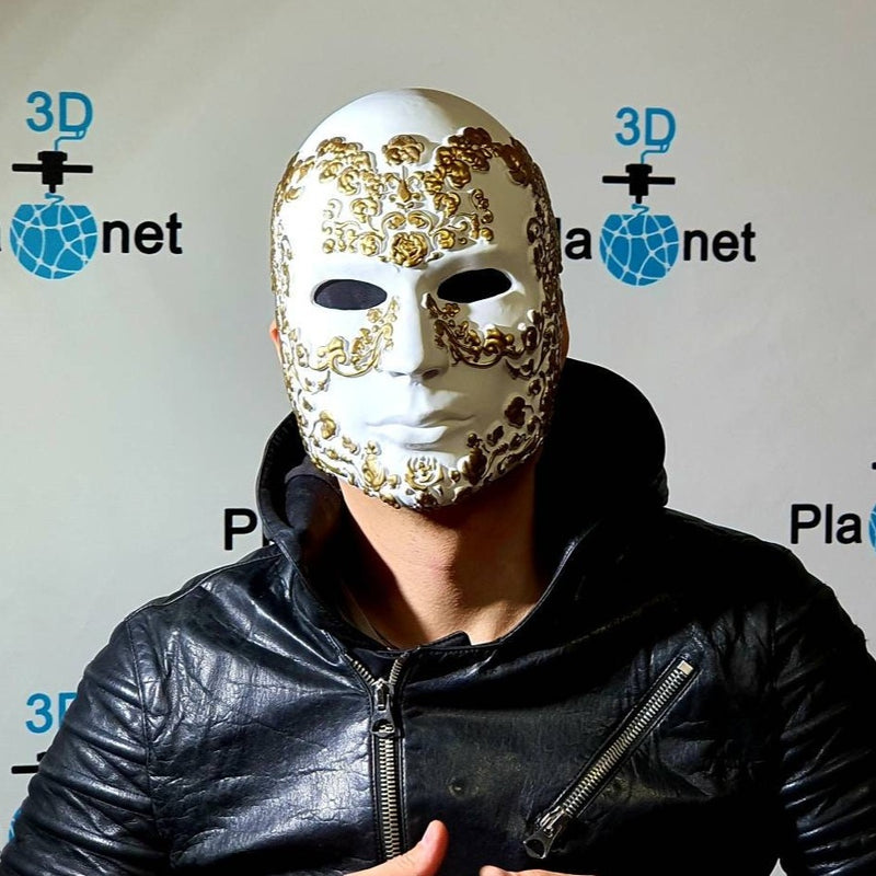Incognito White and Gold Mask
