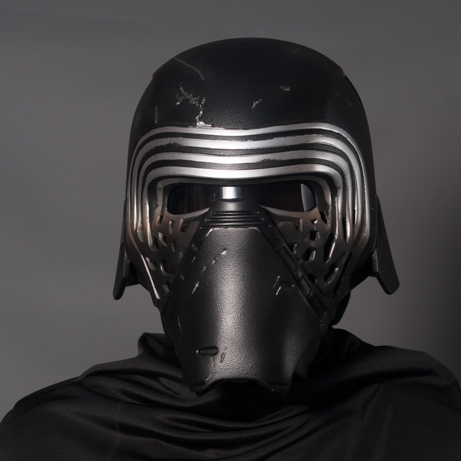 Kylo Ren Helmet / Sith Lord Cosplay