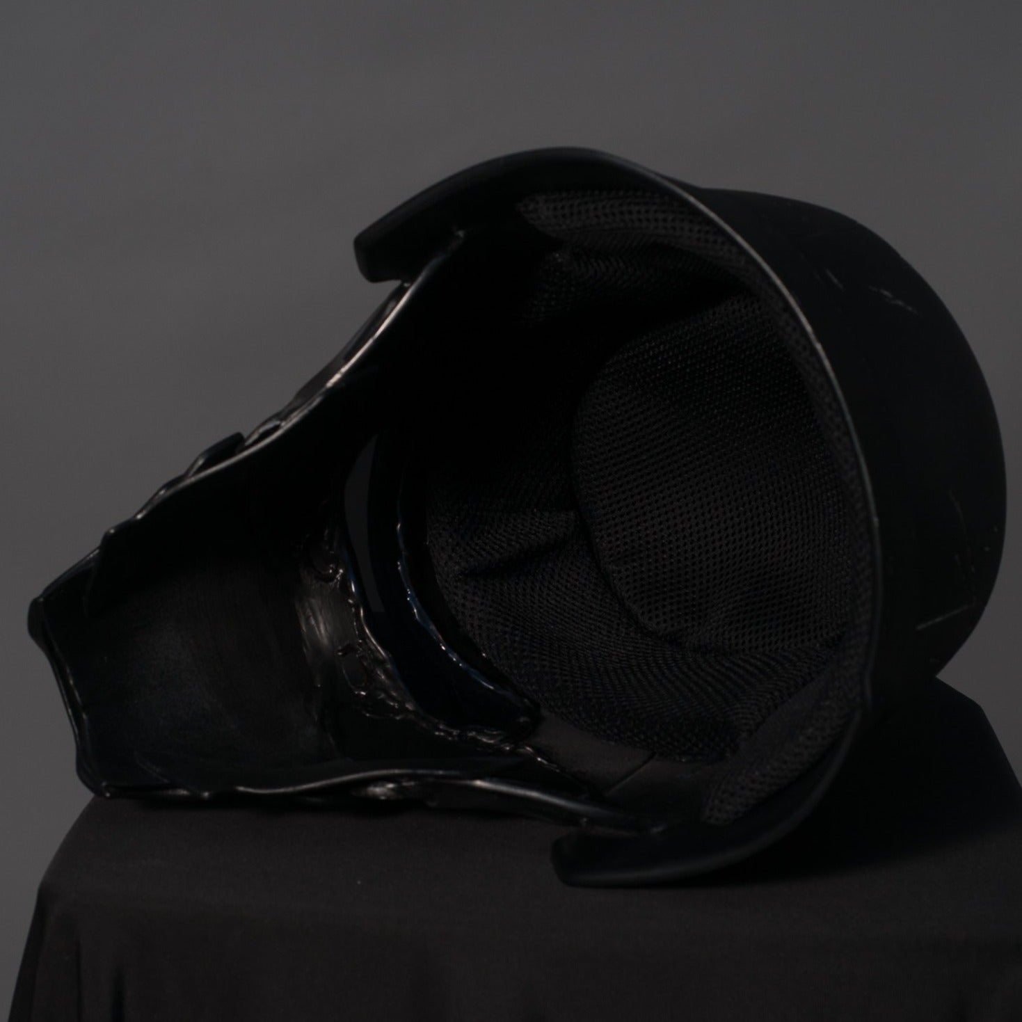 Kylo Ren Helmet / Sith Lord Cosplay