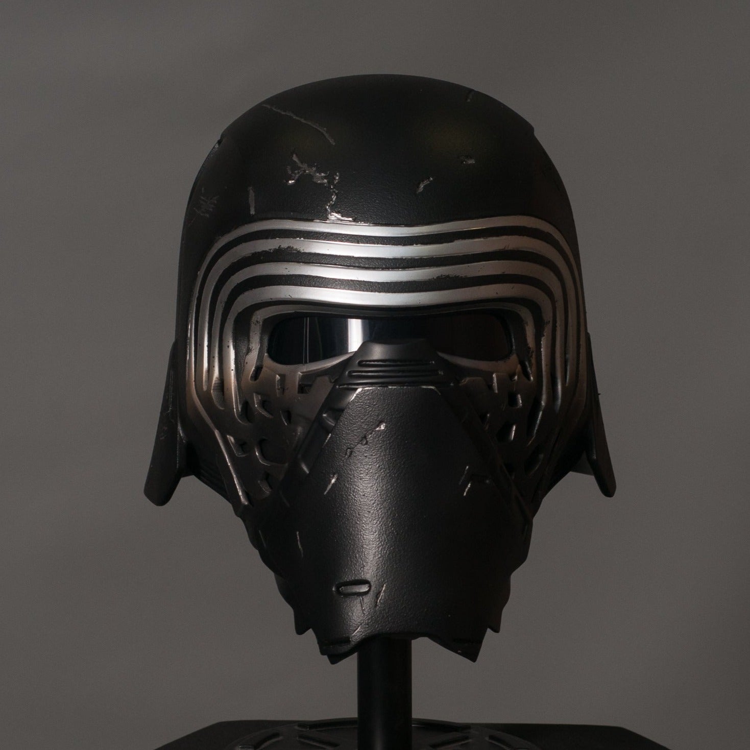 Kylo Ren Helmet / Sith Lord Cosplay