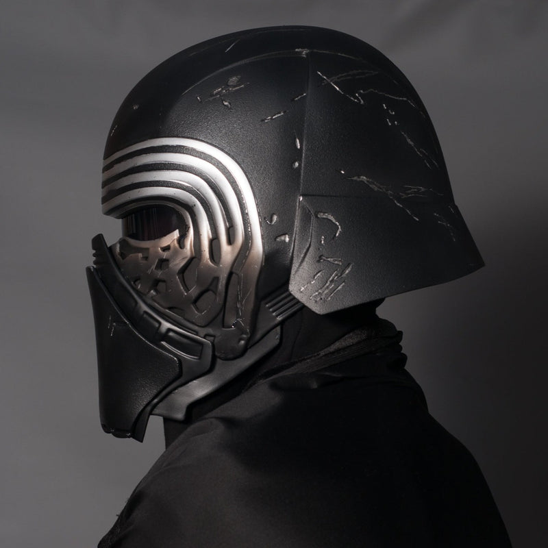 Kylo Ren Helmet / Sith Lord Cosplay