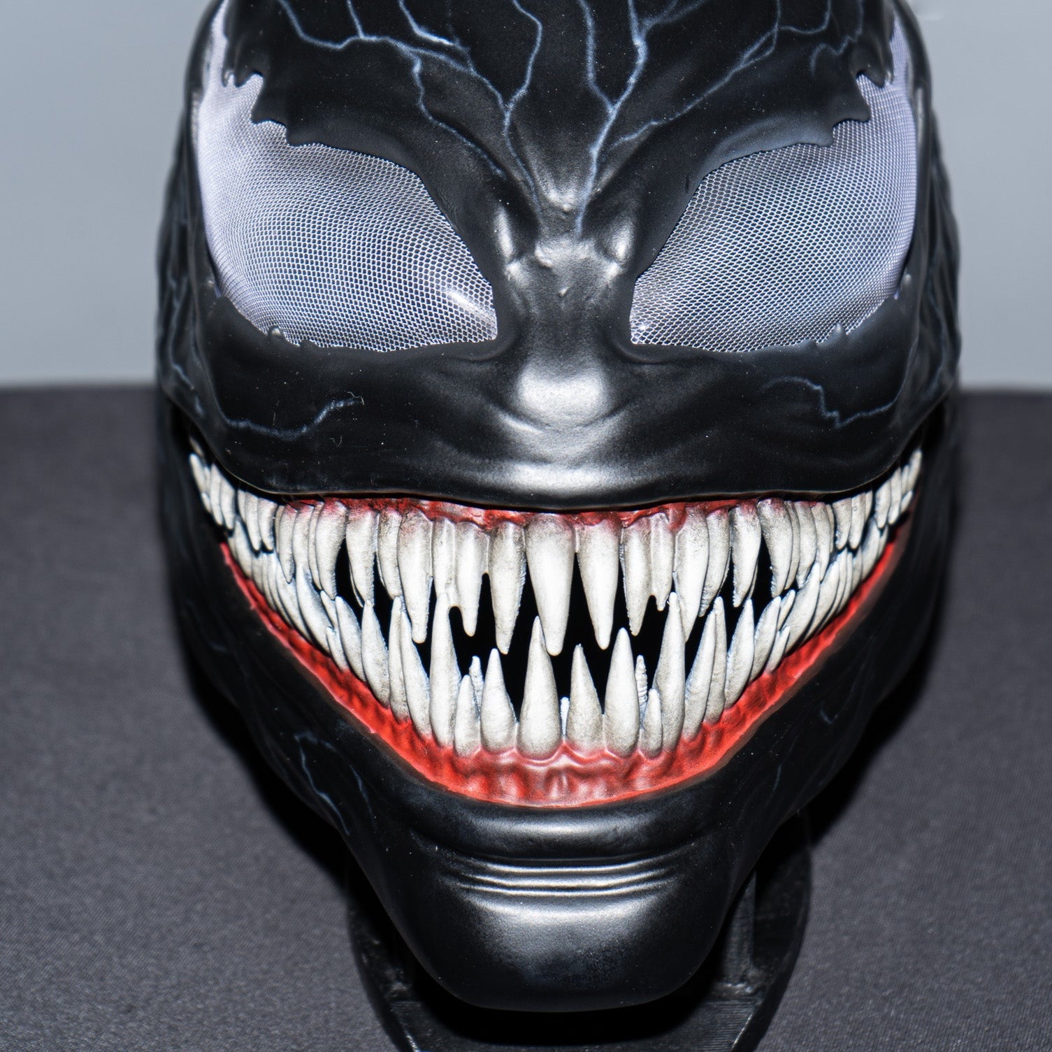 Scary Venom Mask Matte