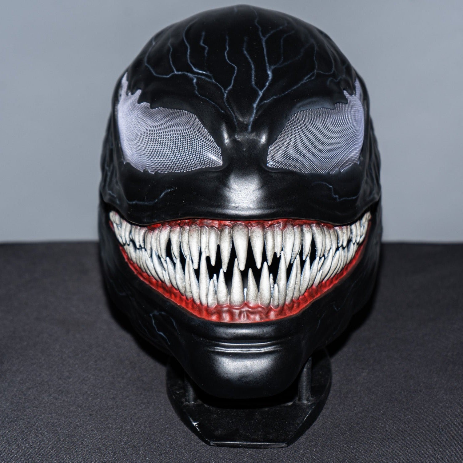 Scary Venom Mask Matte