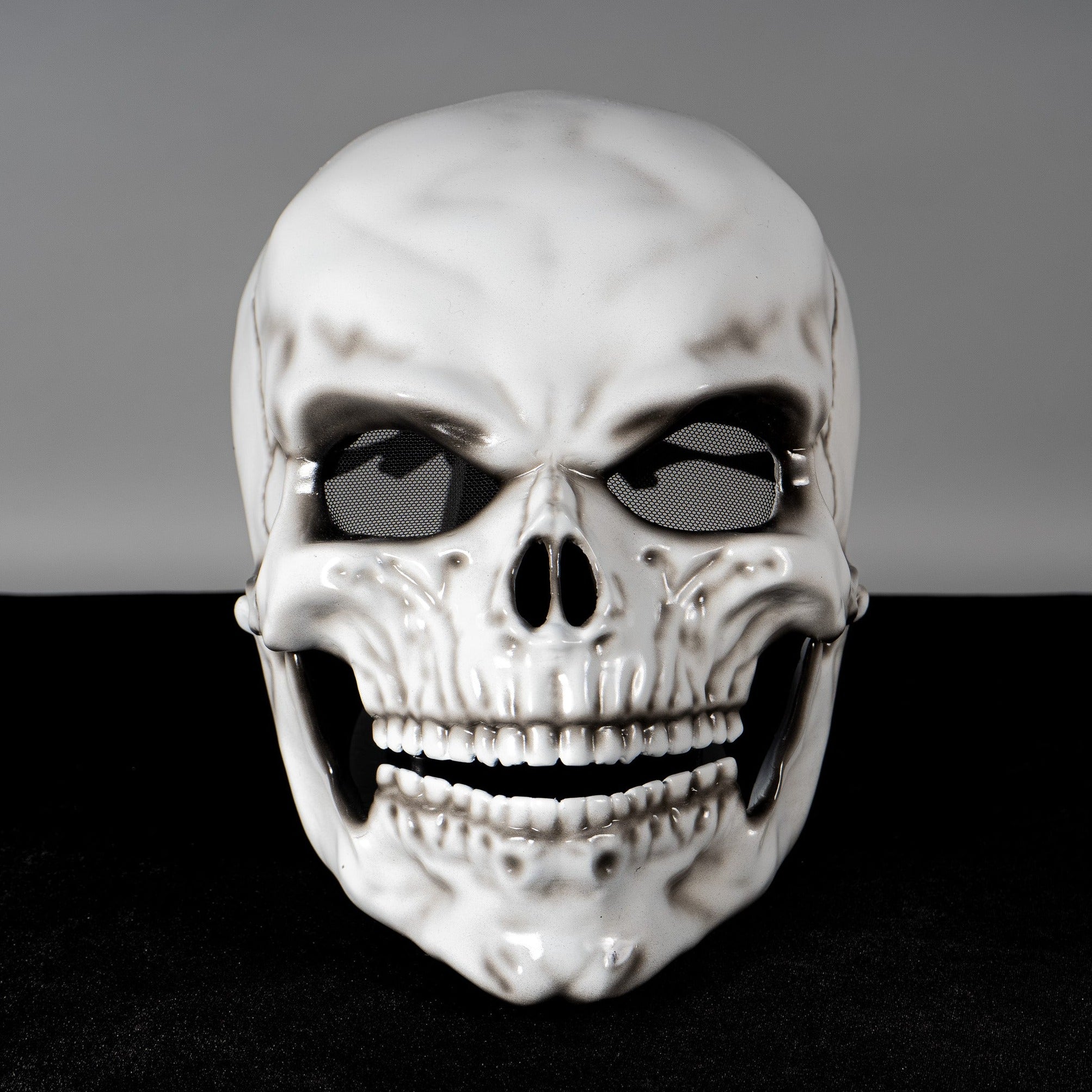 Skull Mask with moving jaw