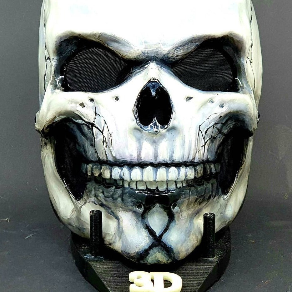 Skull Mask with moving jaw