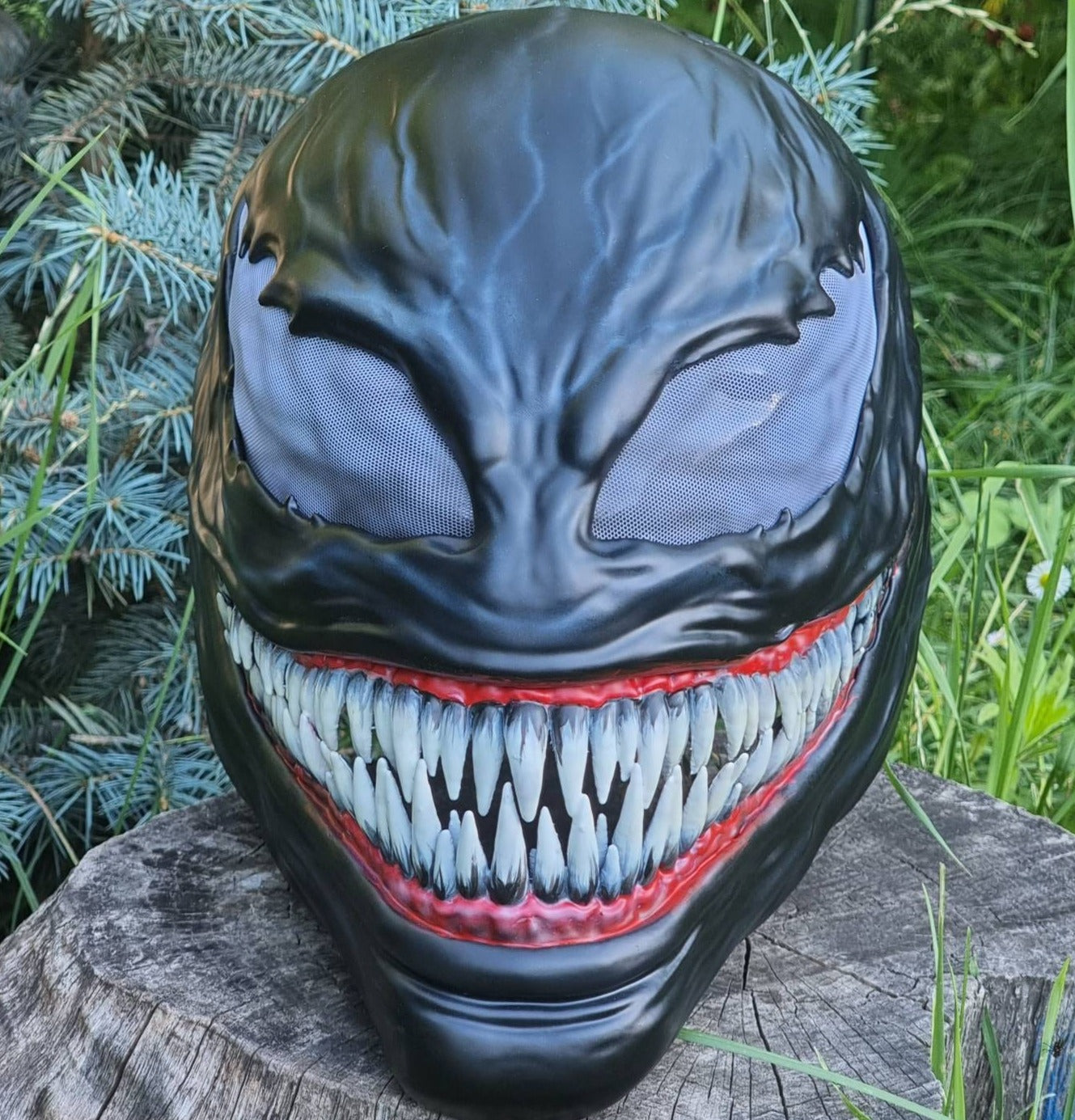 Venom Mask / Black Symbiote / Cosplay Helmet