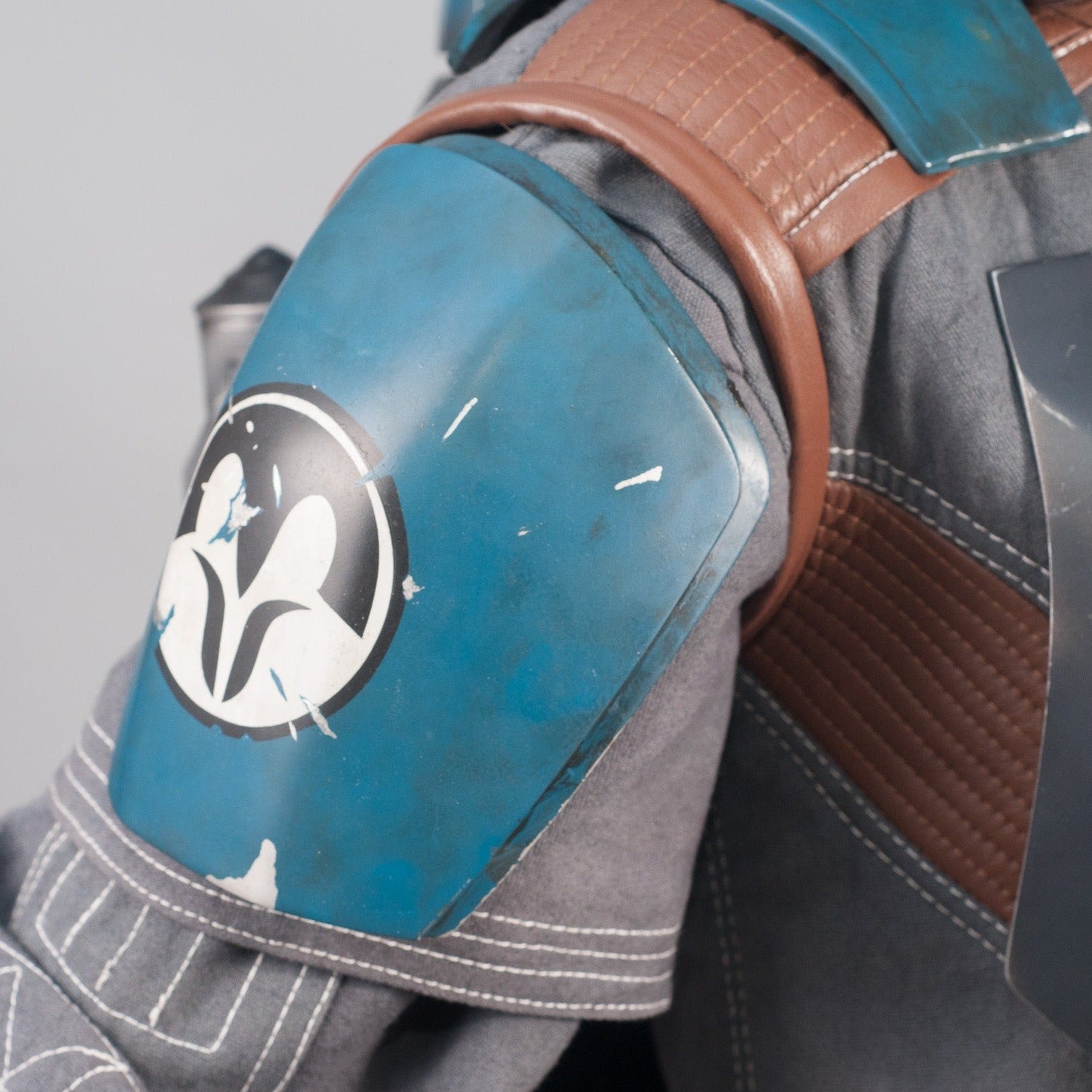 Bo-Katan Shoulder Armor Cosplay Costume